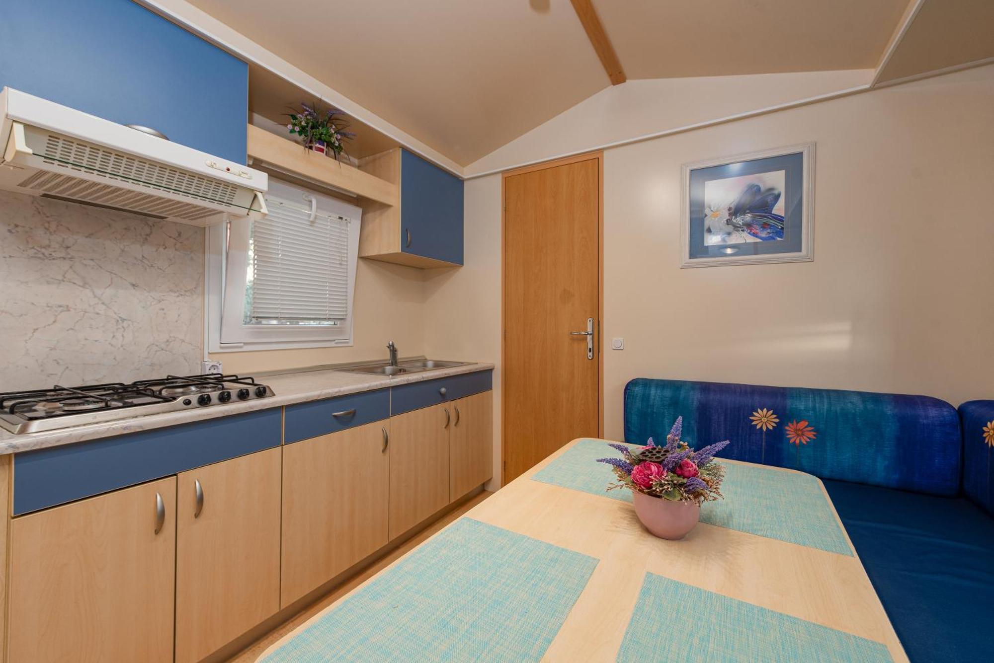 Camp Mrkva Mobile Homes With Pool Sukošan Pokoj fotografie