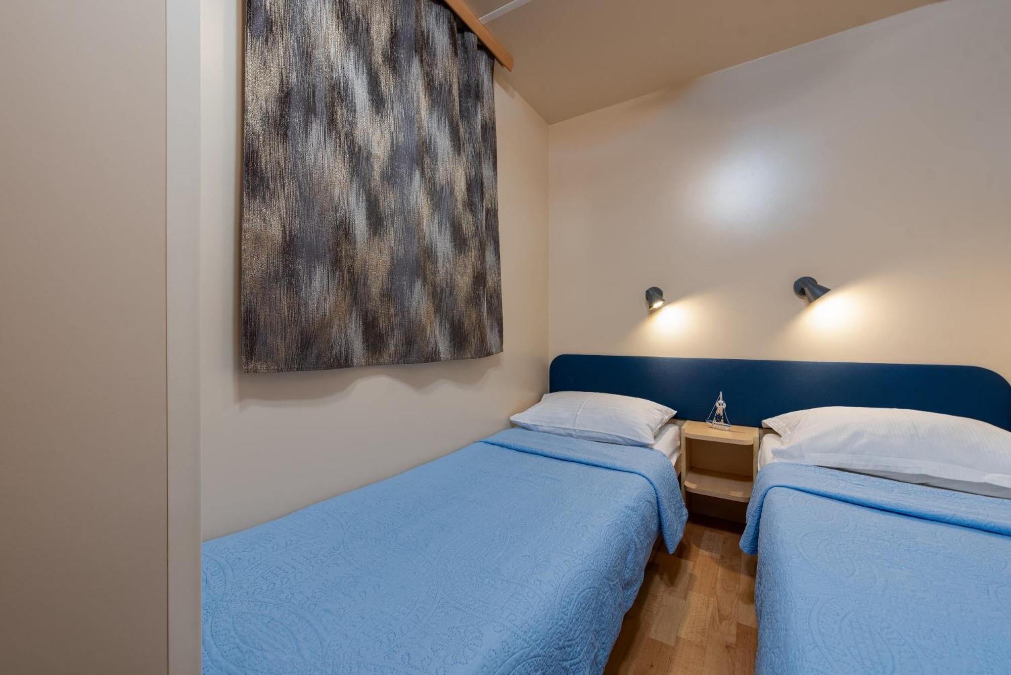 Camp Mrkva Mobile Homes With Pool Sukošan Pokoj fotografie